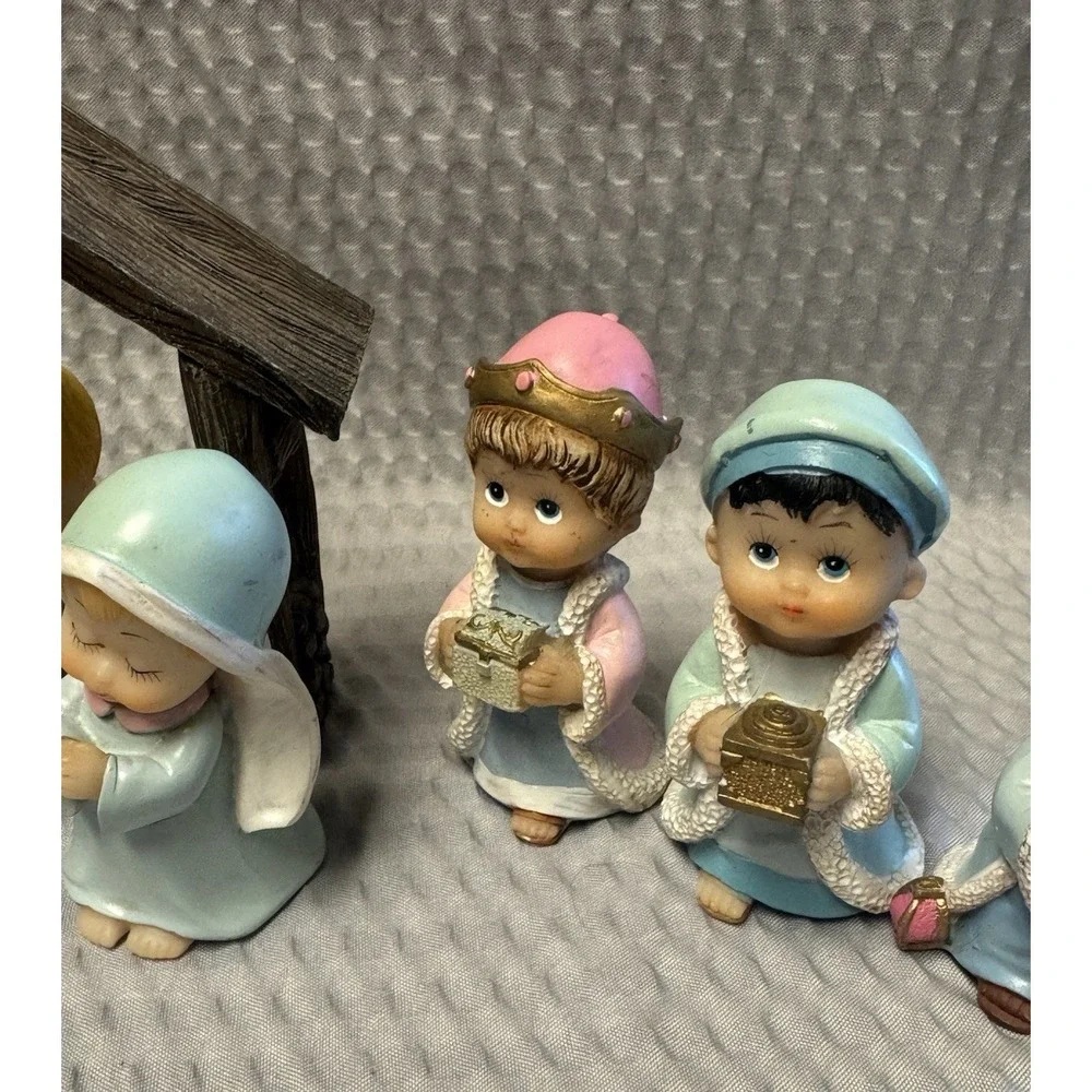 Morehead 2008 Mini Nativity Set Jesus Christmas Holiday 9 piece Christ Child EUC